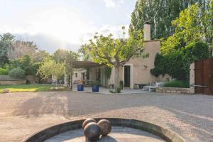 Villas Villa Privee au Coeur du Luberon - Piscine Jardin : photos des chambres