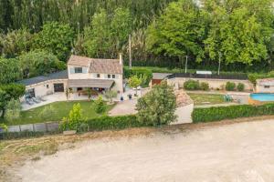 Villas Villa Privee au Coeur du Luberon - Piscine Jardin : photos des chambres
