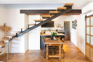 Villas Villa Privee au Coeur du Luberon - Piscine Jardin : photos des chambres