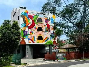 Coliwoo Hotel Pasir Panjang - CoLiving - Singapore