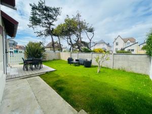 Maisons de vacances Durion, Maison proche plage avec jardin : photos des chambres