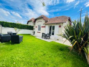 Maisons de vacances Durion, Maison proche plage avec jardin : Maison 2 Chambres