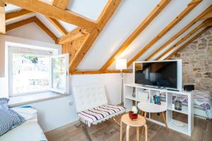 Old Town Historical Residence Apartment