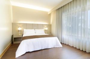 1 Double Bed, Premium Suite, Non-Smoking room in TRYP Porto Expo Hotel