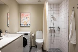 Beach Gardens 46 by Daniel&Jacobs