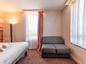 Hotels Novotel Annemasse Centre - Porte de Geneve : Chambre Lit Queen-Size Supérieure avec Canapé