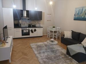 H30 Budapest Central Apartment