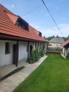 Ubytovanie na včelej farme - Divín