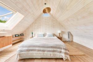 Maisons de vacances Maison pour 8 avec piscine 500m de la plage : photos des chambres