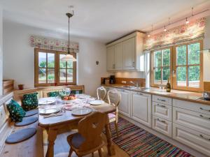 Landhaus Kitzhorn Appartement Hahnenkamm - by NV-Appartements