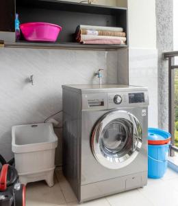 The Sky View Terrace Apartment