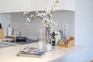 Avenida de San Luis 25, Design and comfort in the true style of Madrid, Book your getaway now!