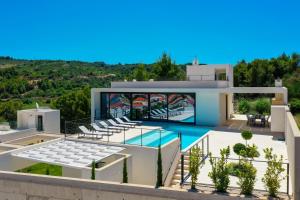 Beautifull Villa Adriatis with pool in Brač