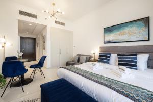 SmartStay at Carson Tower - Panoramic City Views - Modern Luxury Apartments