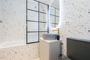 Dreamy Sanctuary Center View