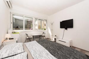 Laghanini Apartments