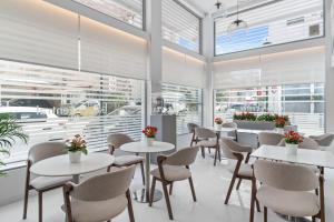 Gallery Central Piraeus Port