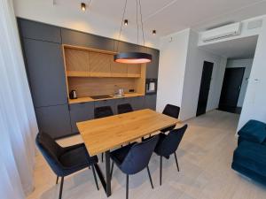 Kesklinna apartment 2 magamistoa ja tasuta parklakohaga garaažis