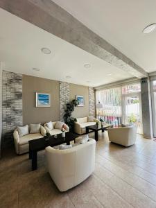 Ivian Family Hotel