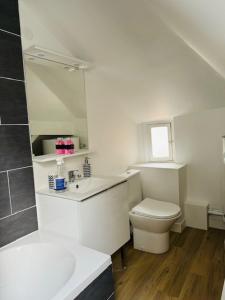 Appartement 2ème étage porte gauche vue sur la Basilique