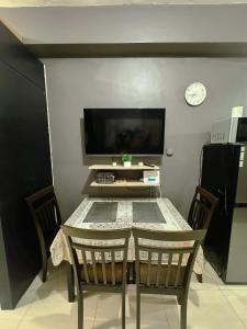 Field Residences -1 bedroom Comfort Inn - Strutture non classificate a Manila