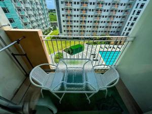 Field Residences -1 bedroom Comfort Inn
