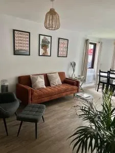 Gorgeous Flat 10 Min Walk to Stadium FREE parking - Preston