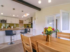 Owls Retreat, Lodge 11