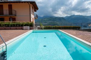 Italian vacation Homes - Iseo Lake Vista Retreat