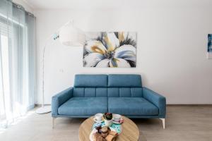 Mary House by BarbarHouse