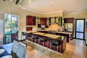 Charming Zimbali 3 Bedroom Villa with Pool