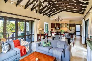 Charming Zimbali 3 Bedroom Villa with Pool