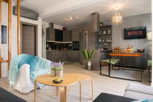 Seaside Serenity Arvi