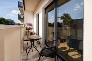 Łódź Wólczańska - Workspace & Balcony - by Rentujemy