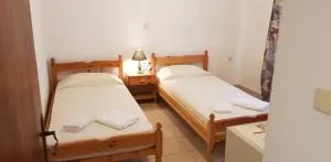 Ozias House - Oziás