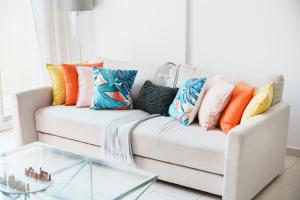 Charming 1BR in The Greens, Near Metro