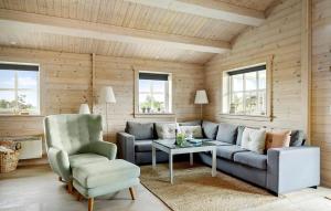 Awesome Home In Humble With Sauna