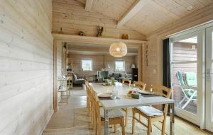 Awesome Home In Humble With Sauna