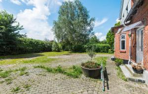 Pet Friendly Home In Gredstedbro
