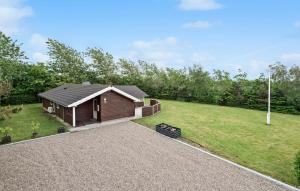 Lovely Home In Hemmet With Kitchen