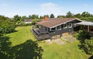 6 Bedroom Lovely Home In Skibby - Skibby