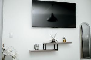 Urban Oasis Apartments at Hidas