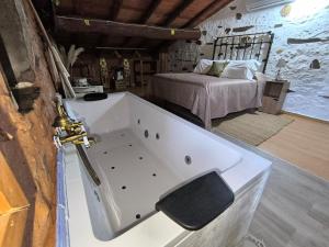 Casa rural La calleja de las hurdes TRCC00555