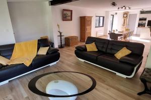 Maisons de vacances Gite des Tamaris Maison Chaleureuse proche Circuit : photos des chambres