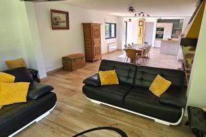 Maisons de vacances Gite des Tamaris Maison Chaleureuse proche Circuit : photos des chambres