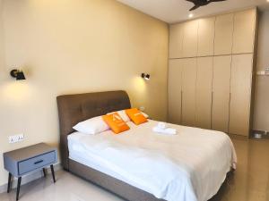 Ayera Residence Muji X Near Permas X Staycation 4BR4B #12 pax by Cowidea