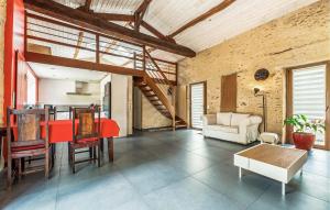 4 Bedroom Gorgeous Home In Bouguenais