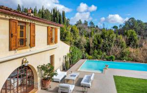 Maisons de vacances Beautiful Home In La Colle-Sur-Loup : photos des chambres