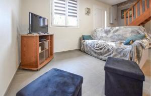 Maisons de vacances 3 Bedroom Beautiful Home In Lessay : photos des chambres