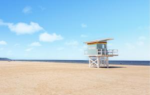 Maisons de vacances 3 Bedroom Gorgeous Home In Deauville : photos des chambres